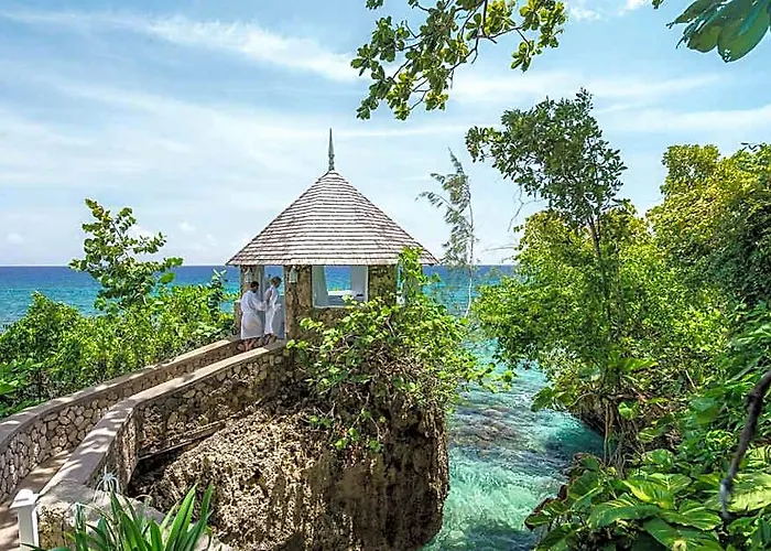 Couples Sans Souci (adults Only)